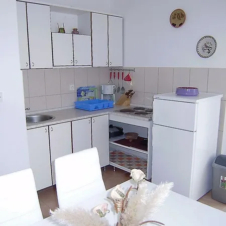 Brusicad By El-pi Tours * 반타치치