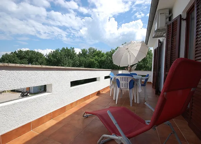 Brusicad By El-pi Tours Apartman *